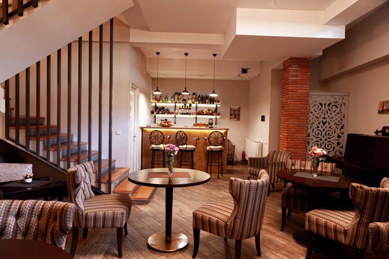 Hotel Winoterra Tbilisi Esterno foto