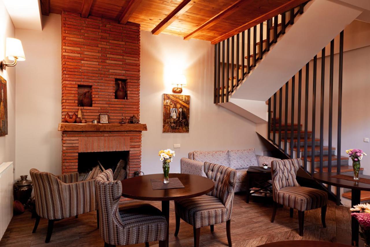 Hotel Winoterra Tbilisi Esterno foto