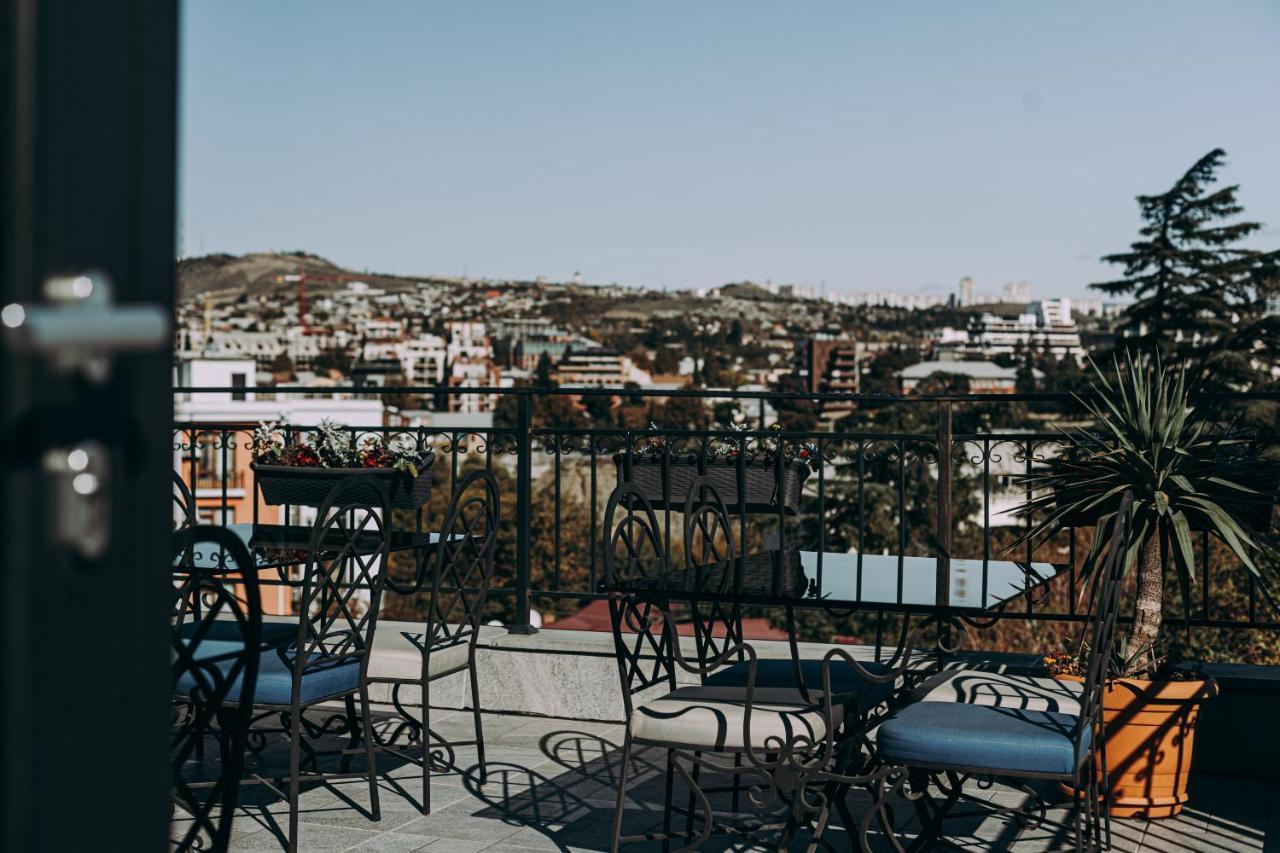 Hotel Winoterra Tbilisi Esterno foto