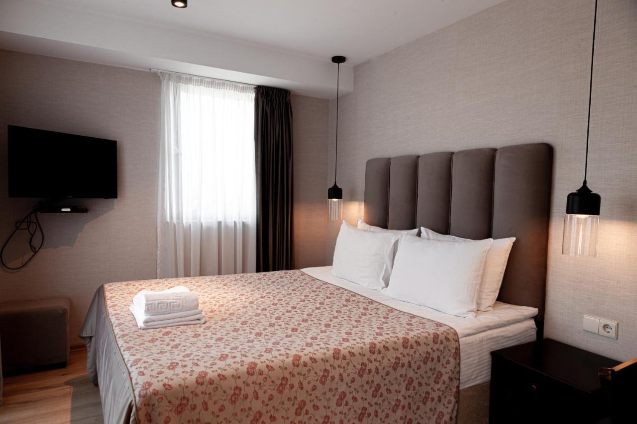 Hotel Winoterra Tbilisi Esterno foto